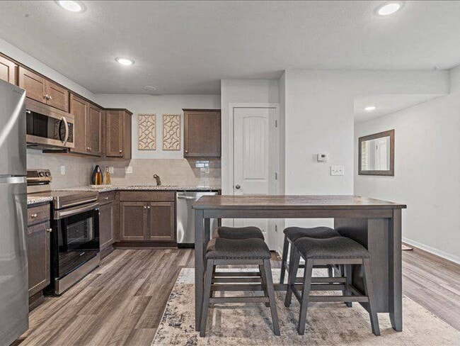 Oak Woods Townhomes