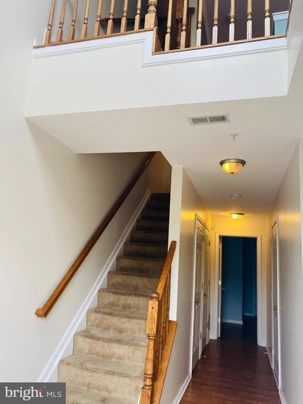 8825 Goose Landing Cir