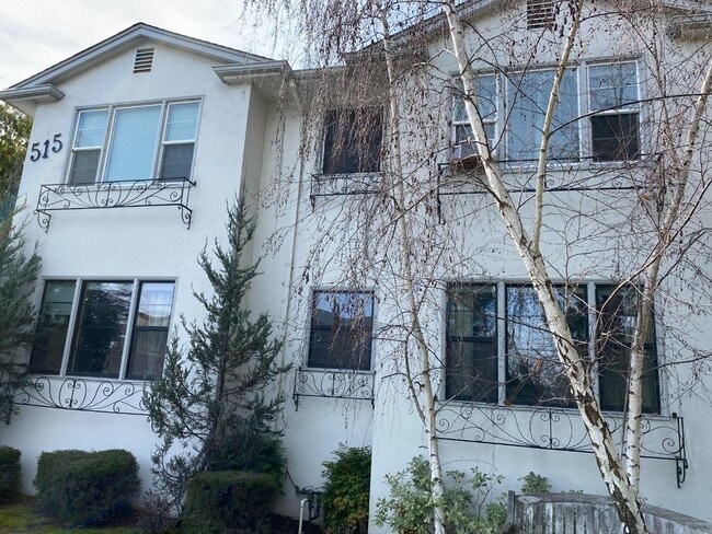 Photo - 515 N El Camino Real