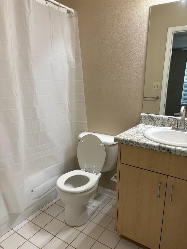 Photo - 2719 W Tharpe St