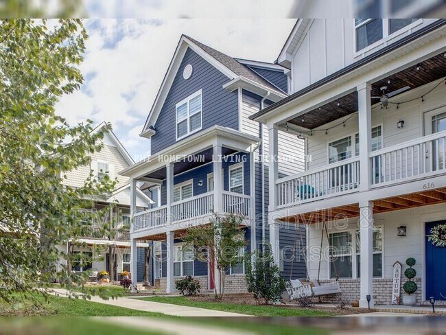 Photo - 618 Parkvue Pl Dr