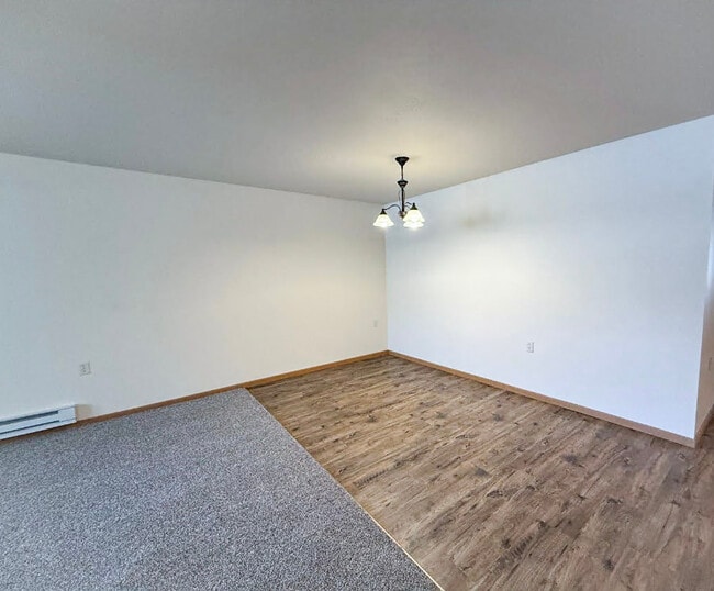 Photo - 5908 Delikowski St