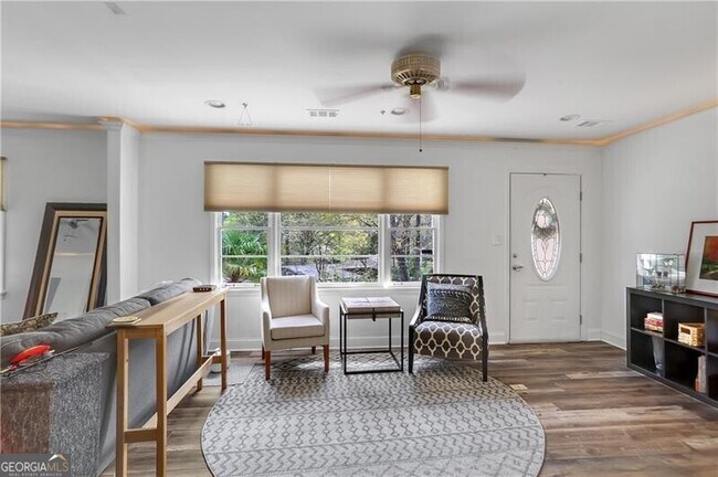 Photo - 1984 Mcjenkin Dr NE