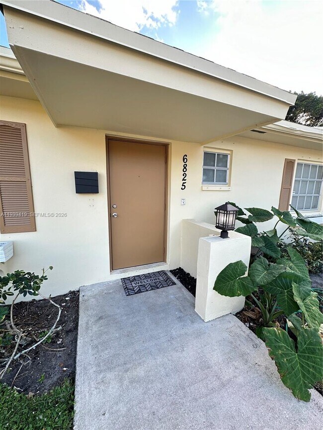 Photo - 6825 NW 30th Ave Unit 6C