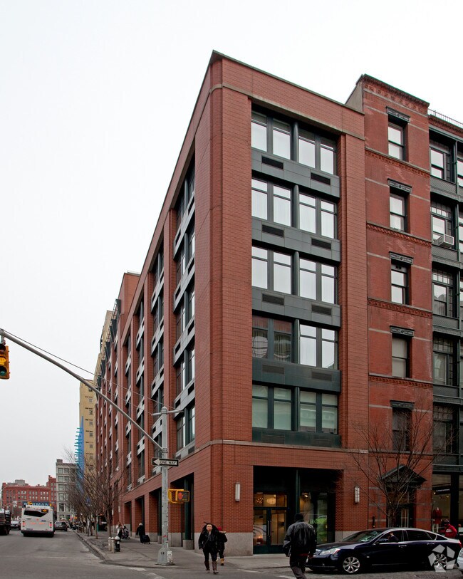 Primary Photo - SoHo 25