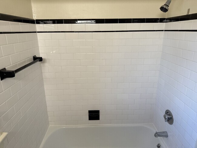 Photo - 16 Columbian St Unit 5