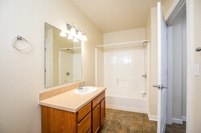 Photo - 312 Court St