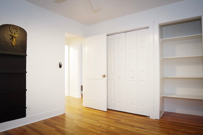 Photo - 4811 W Rose Hl St