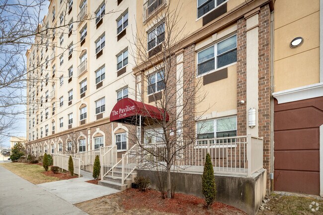 Photo - The Pavillion at Locust Manor