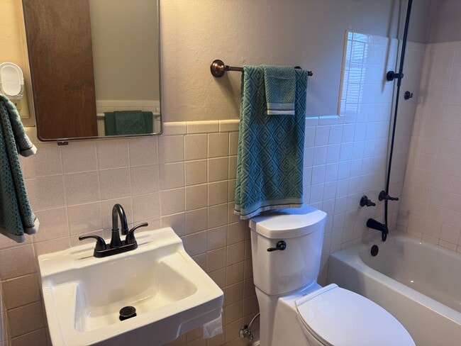 Photo - 12th St 4Plex Unit 2