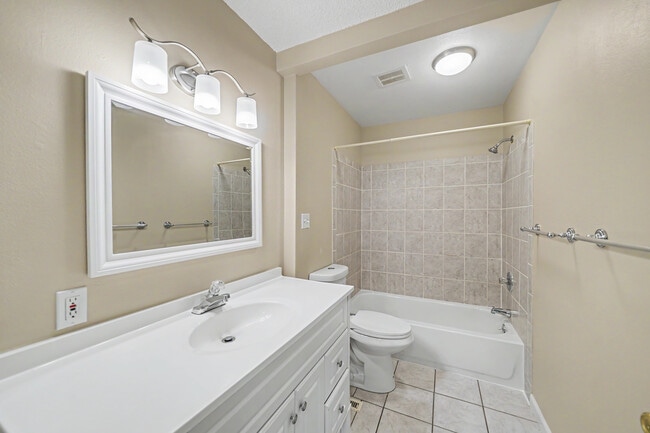 Photo - 3280 Madison Ave Unit 2
