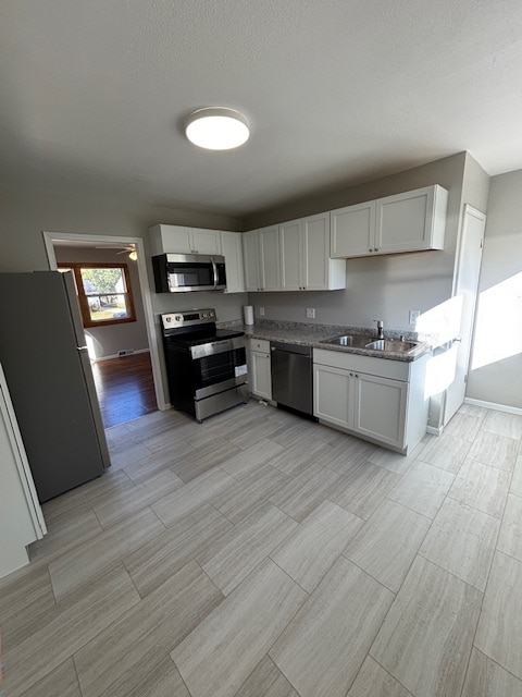 Building Photo - 2451 8th Ave SW