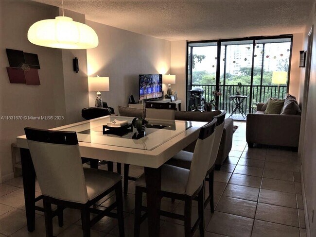 Building Photo - 3475 N Country Club Dr Unit 507 Rental