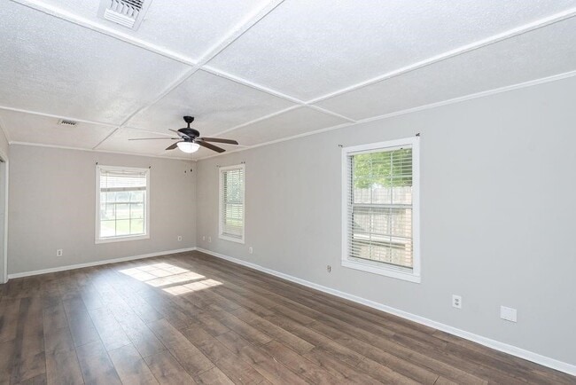 Photo - 2523 S Broadway St