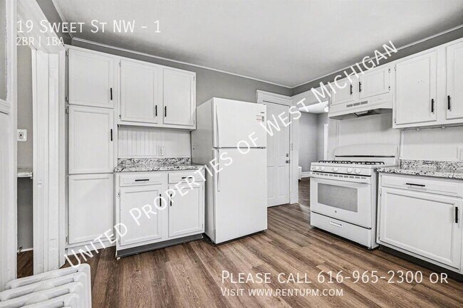 Photo - 19 Sweet St NW Unit 1