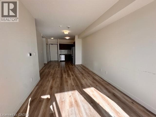 Photo - 128 King St N Unité 906