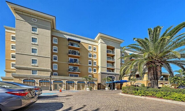 Photo - 1064 N Tamiami Trl Unidad 1625