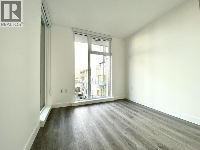 Photo - 8181 Chester St Unité 5xx