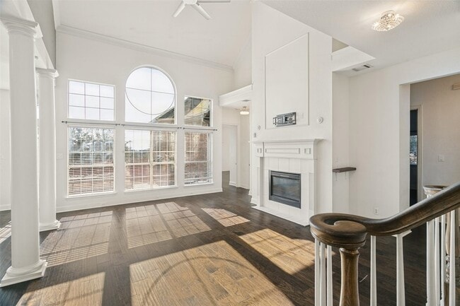 9028 Bottlebrush Ln