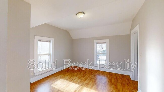 Photo - 219 N Institute St Unit 3