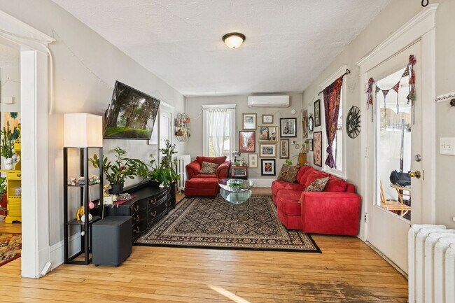 Photo - Beautiful single family home with near U of MN - 4 bed 2 bath