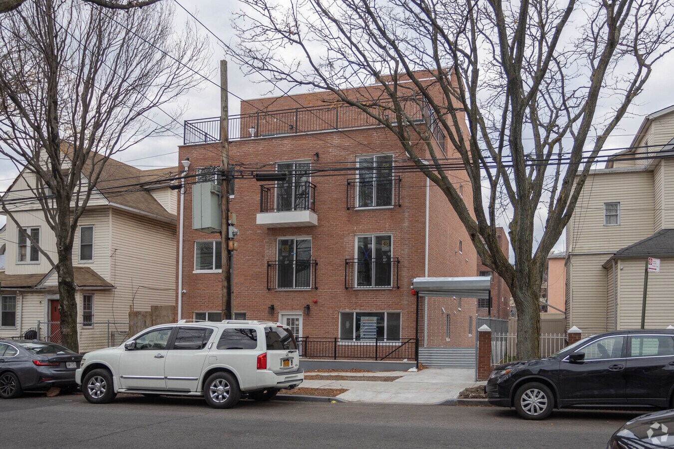 SV 12.10.21 - 89-28 138th Pl