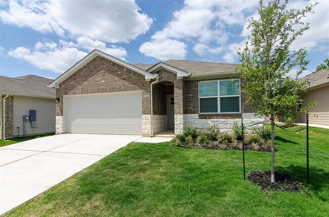 Photo - 117 Naset Dr