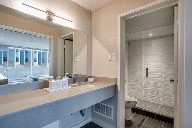 Photo - The Kate Apartments & Student Housing