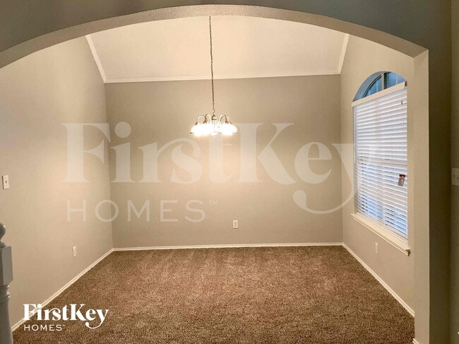 Photo - 424 Valley View Dr