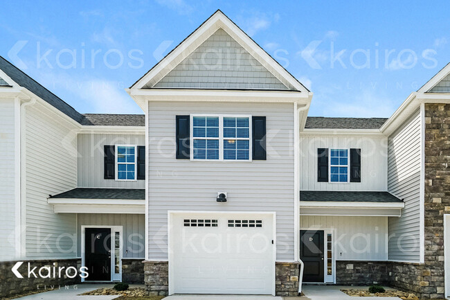 Photo - 3708 Oak Leaf Wy Townhome