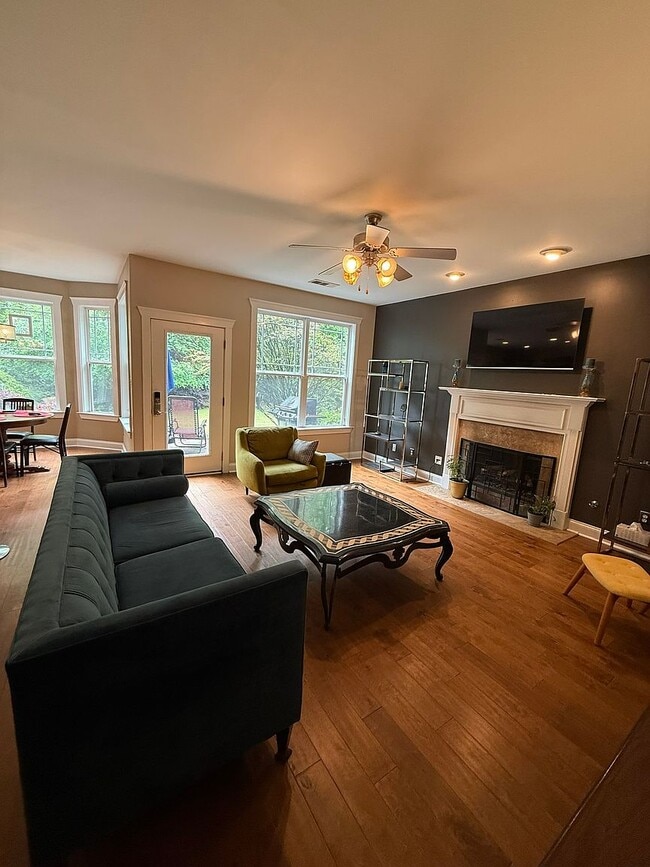 Photo - 2972 Boulder Walk Ct SE