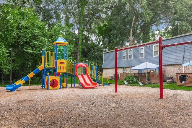 The Arts Apartments at Jefferson Heights