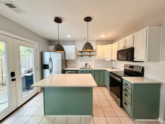 Photo - 12223 Paperbark Cir