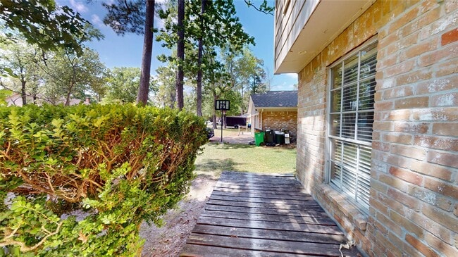 Photo - 2139 Middle Creek Dr