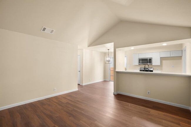 Photo - 10711 Lanshire Dr