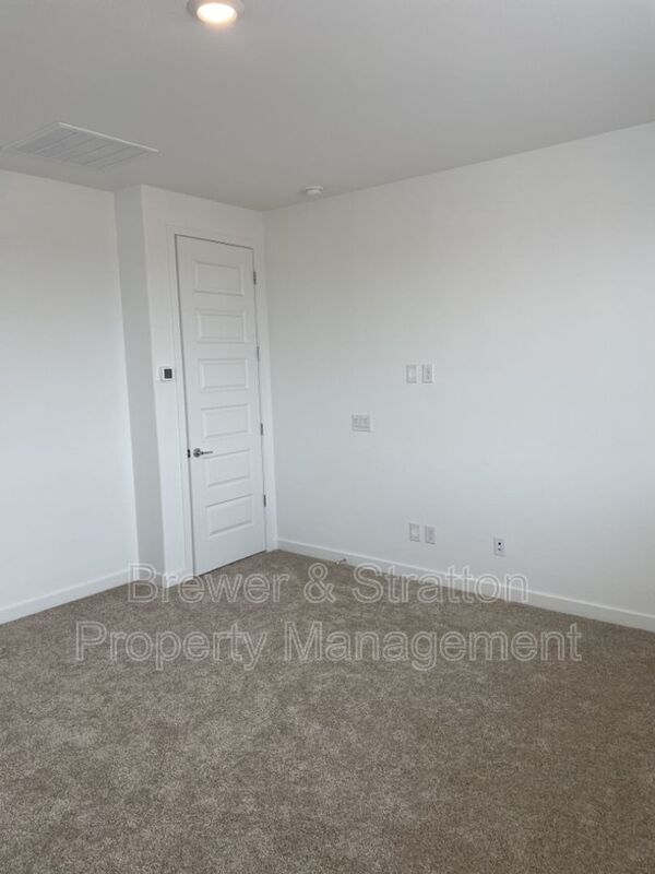 Photo - 5626 S 26th Ln