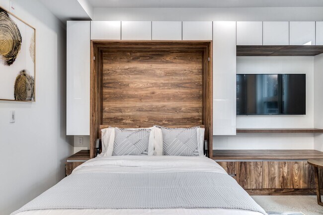 Photo - 1170 Barclay St Unit 302