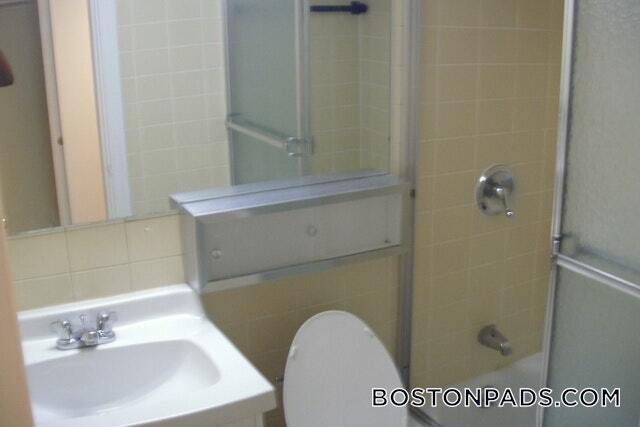 Photo - 62 Boylston St Unidad M22