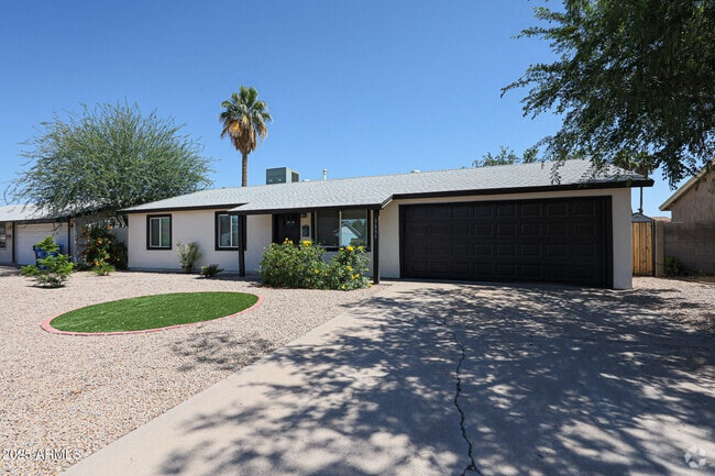 Building Photo - 3839 E Friess Dr Rental