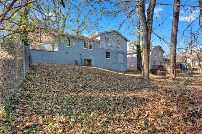 Photo - 2080 Bluffton Way
