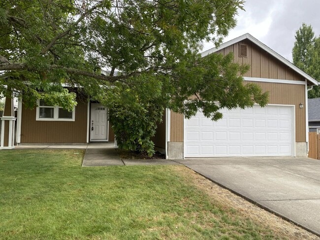 Photo - 660 Callahan Dr