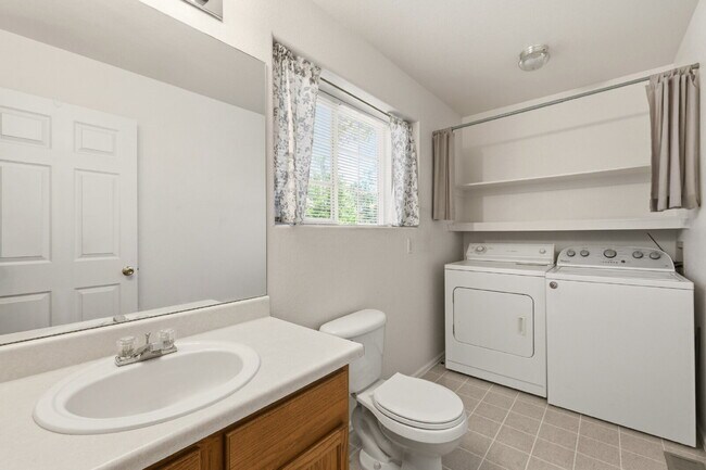 Photo - Very Nice 2 Bedroom, 2 1/2 Bath Townhome in Quail Run! Community Pool & Tennis Courts! Minutes To...