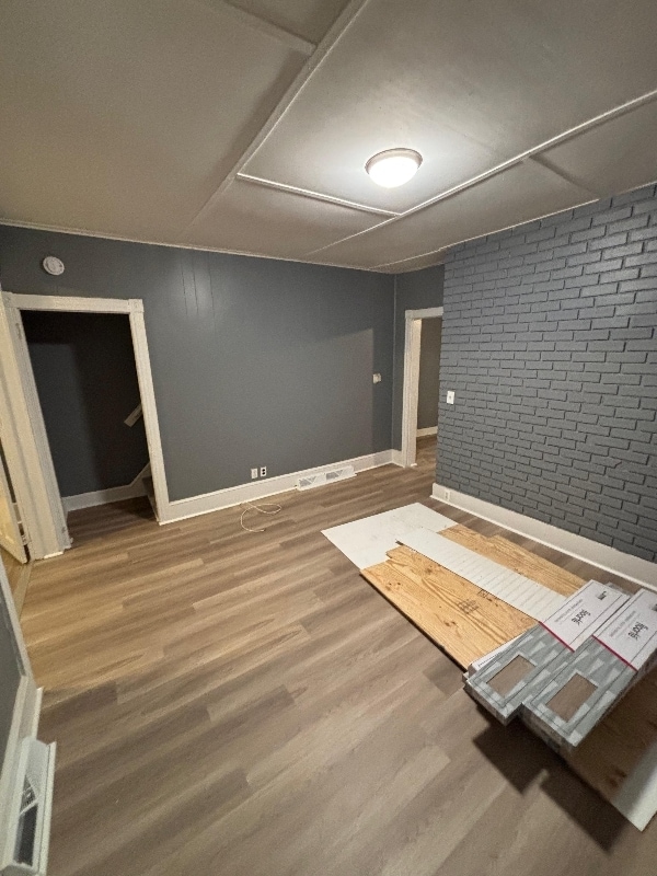 Photo - 407 E Vine St