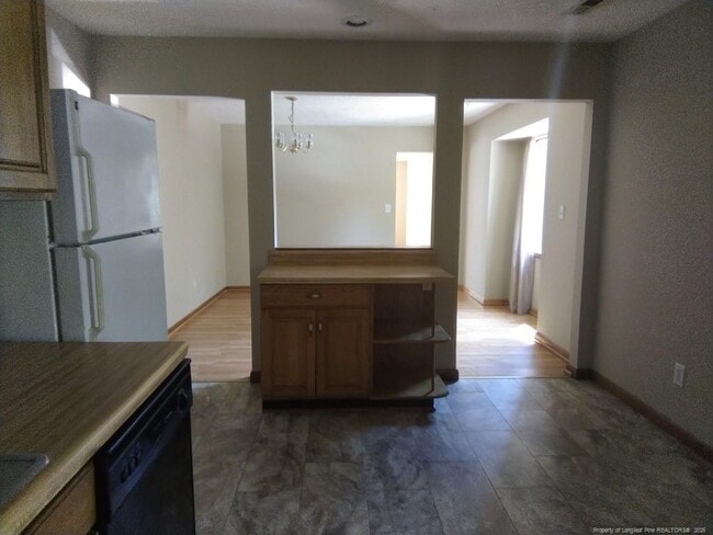 Photo - 611 Drypoint Ln