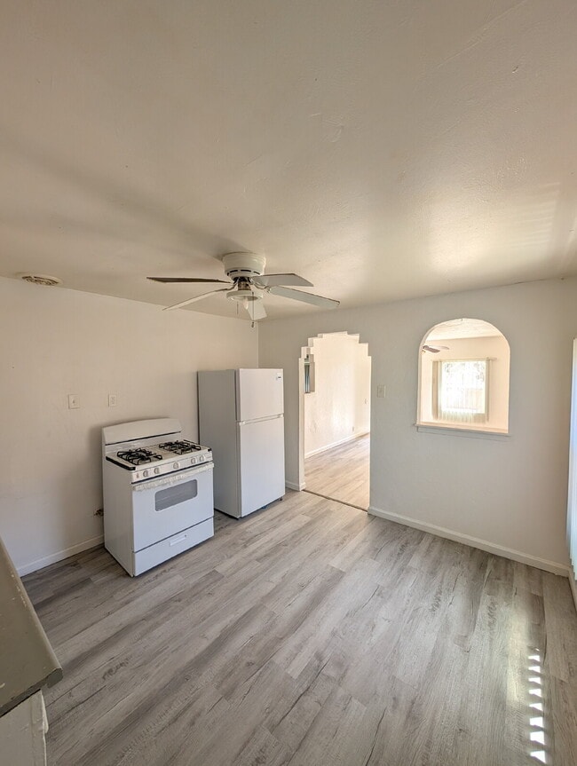 Photo - 140.5 S G St
