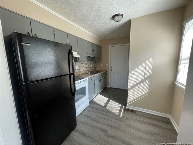Photo - 4959 Fieldcrest Dr
