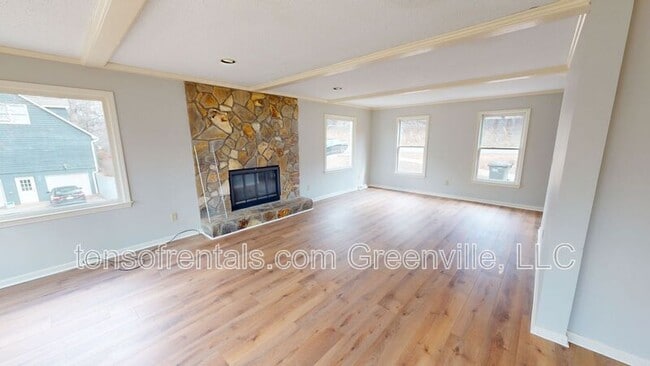 Photo - 710 Stallings Rd