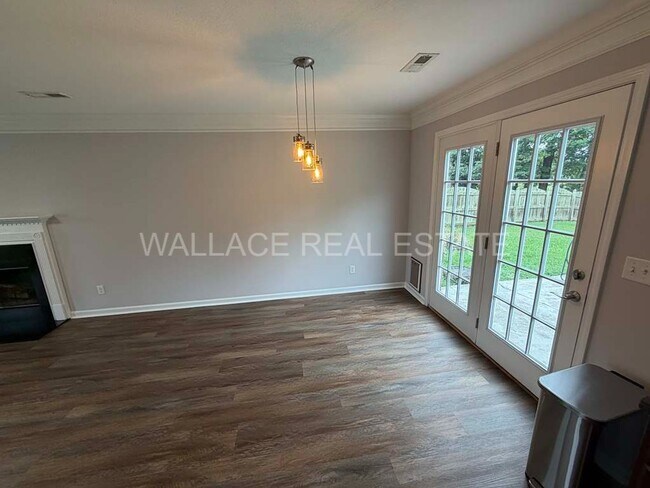 Photo - FANTASTIC 3 BEDROOM, 2.5 BATHROOM HOME IN S. KNOXVILLE!!