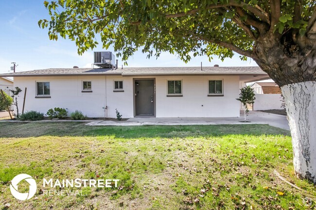 Building Photo - 3251 E Hillery Dr Rental