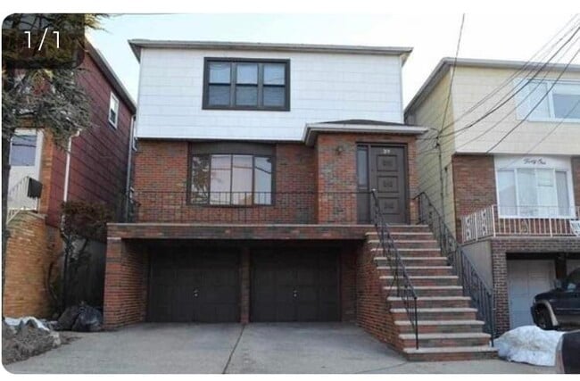 Photo - 39 E 51st St Condo